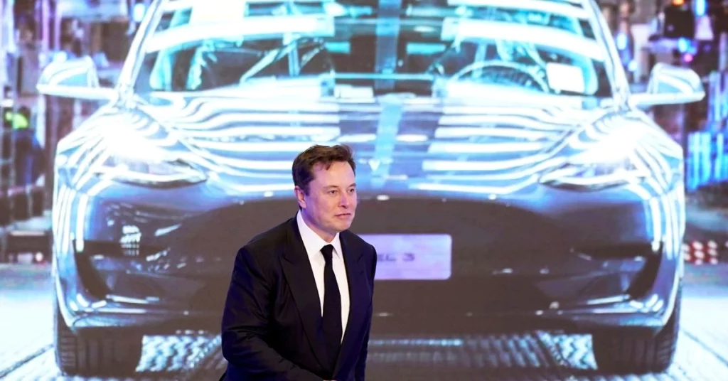 EXCLUSIVO: Sintiéndose ‘muy mal’ por la economía, Musk quiere eliminar el 10% de los empleos de Tesla