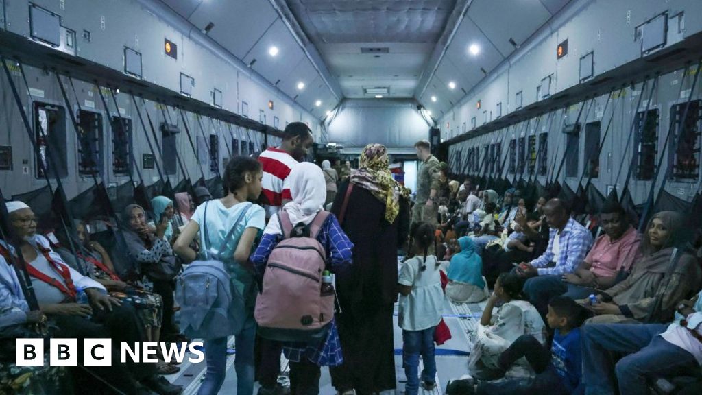 Crisis de Sudán: el último vuelo de evacuación del Reino Unido deja los esfuerzos de rescate a punto de terminar