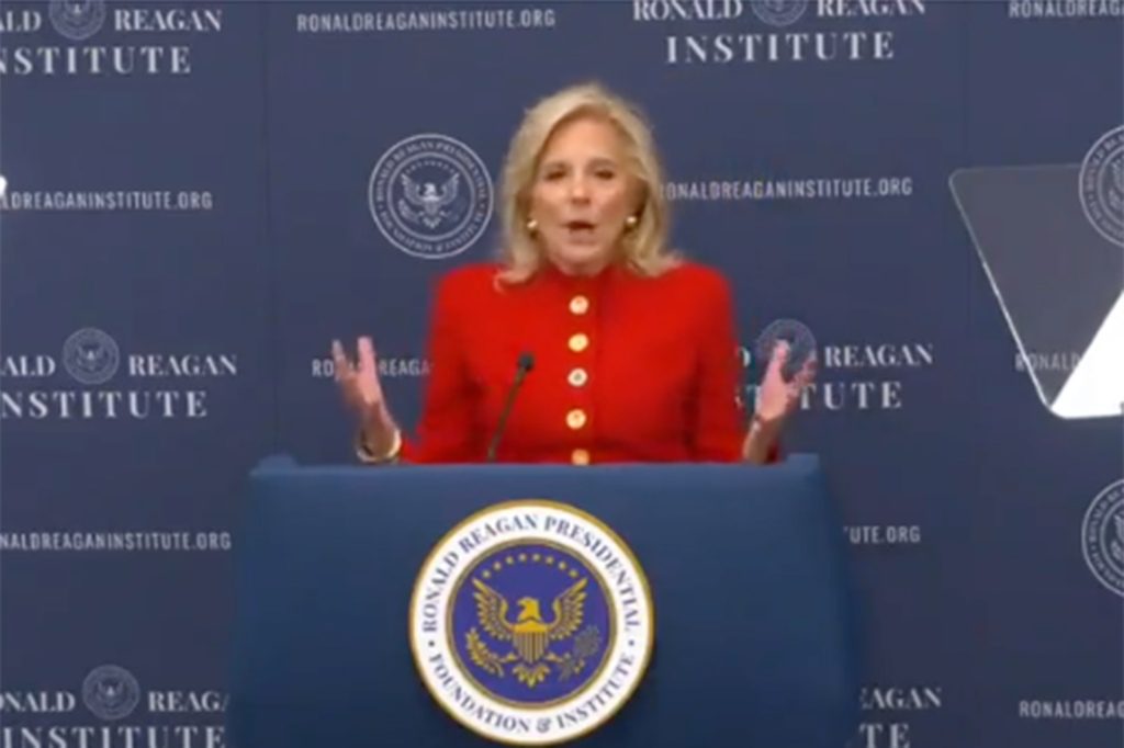 Biden se dirigió a la audiencia en la Cumbre sobre Educación del Instituto Reagan en Washington, DC.