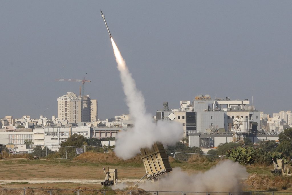 Israel dice que el alto el fuego alcanzado con Hamás fue violado después de 15 minutos