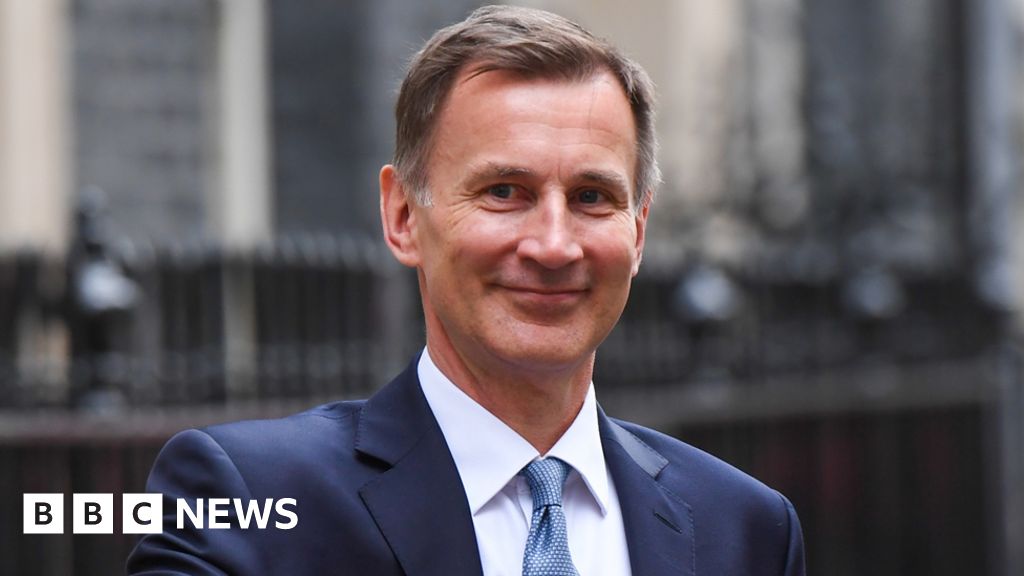 Presupuesto: Se espera que Jeremy Hunt anuncie un recorte de 2 peniques en el seguro nacional