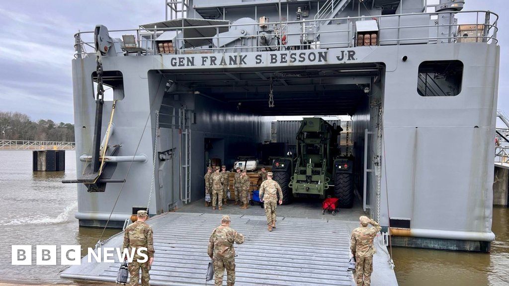 Un barco militar estadounidense se dirige a Gaza para construir un puerto