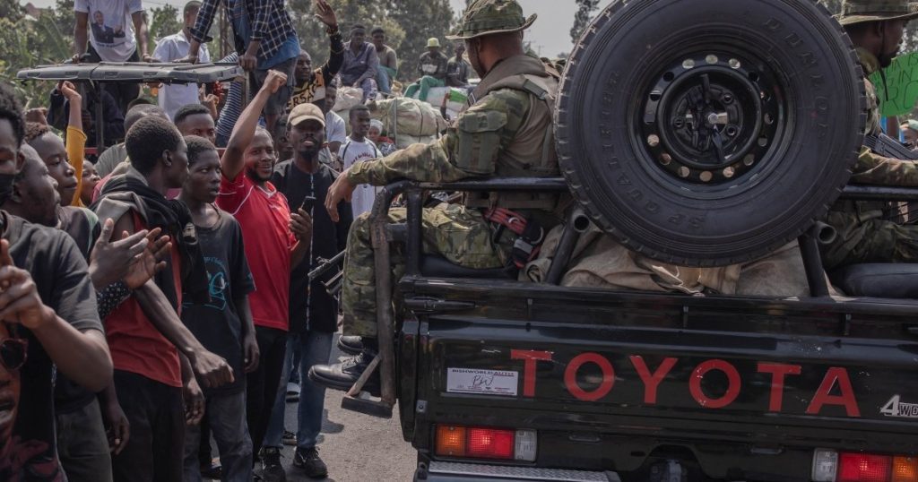 Tres personas muertas mientras el ejército de la República Democrática del Congo frustra un "intento de golpe" |  noticias militares