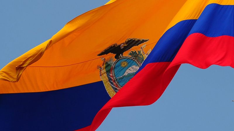 Ecuador está sufriendo un corte de energía en todo el país, dice un funcionario del gobierno