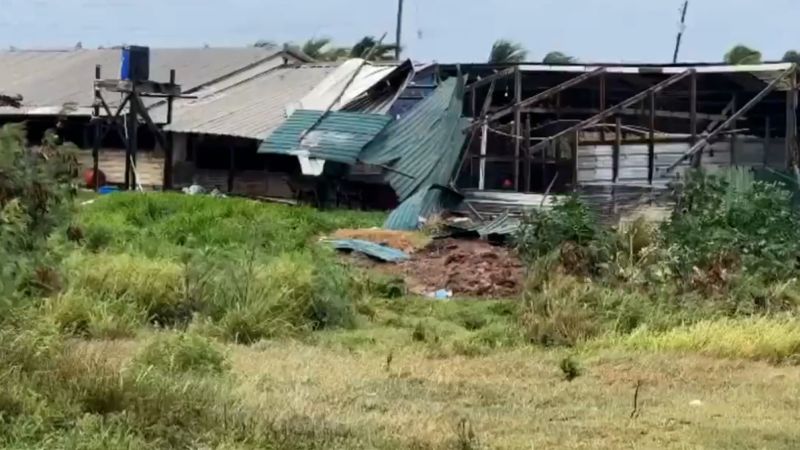 El huracán Beryl se ha vuelto 'más fuerte' a medida que avanza hacia Jamaica después de destruir las Islas de Barlovento, matando al menos a una persona