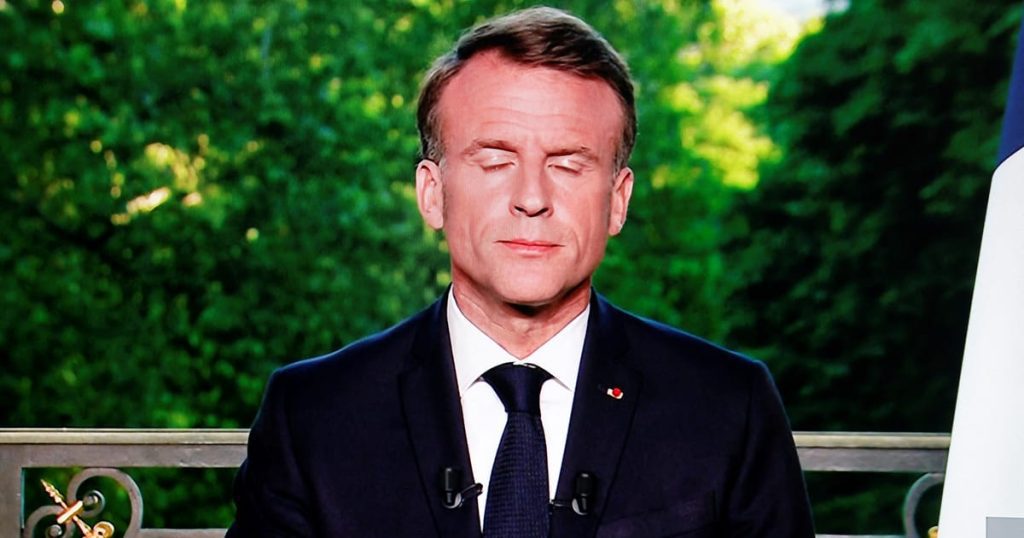 ¿Dónde está Macron?  El presidente francés desaparece en medio de una crisis electoral - Politico